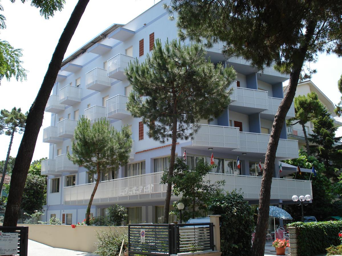Hotel Singapore Milano Marittima Exteriör bild